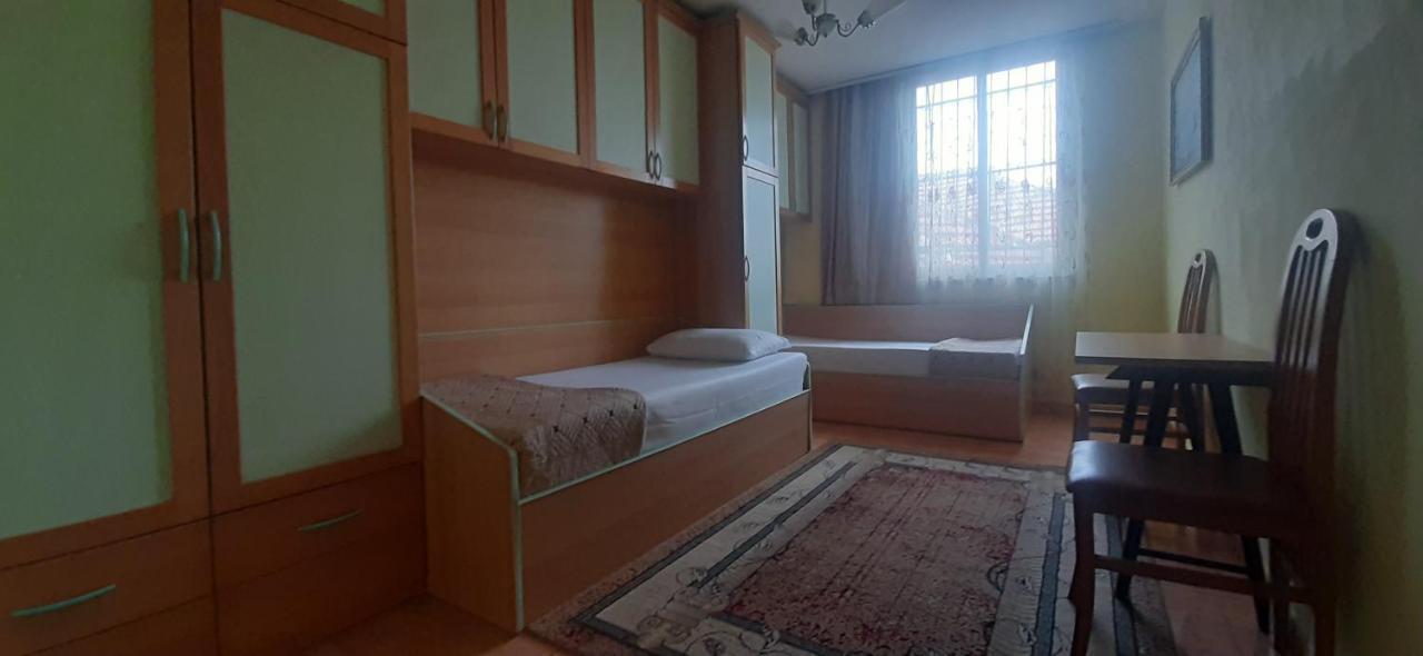 Enki'S Guesthouse Тирана Экстерьер фото