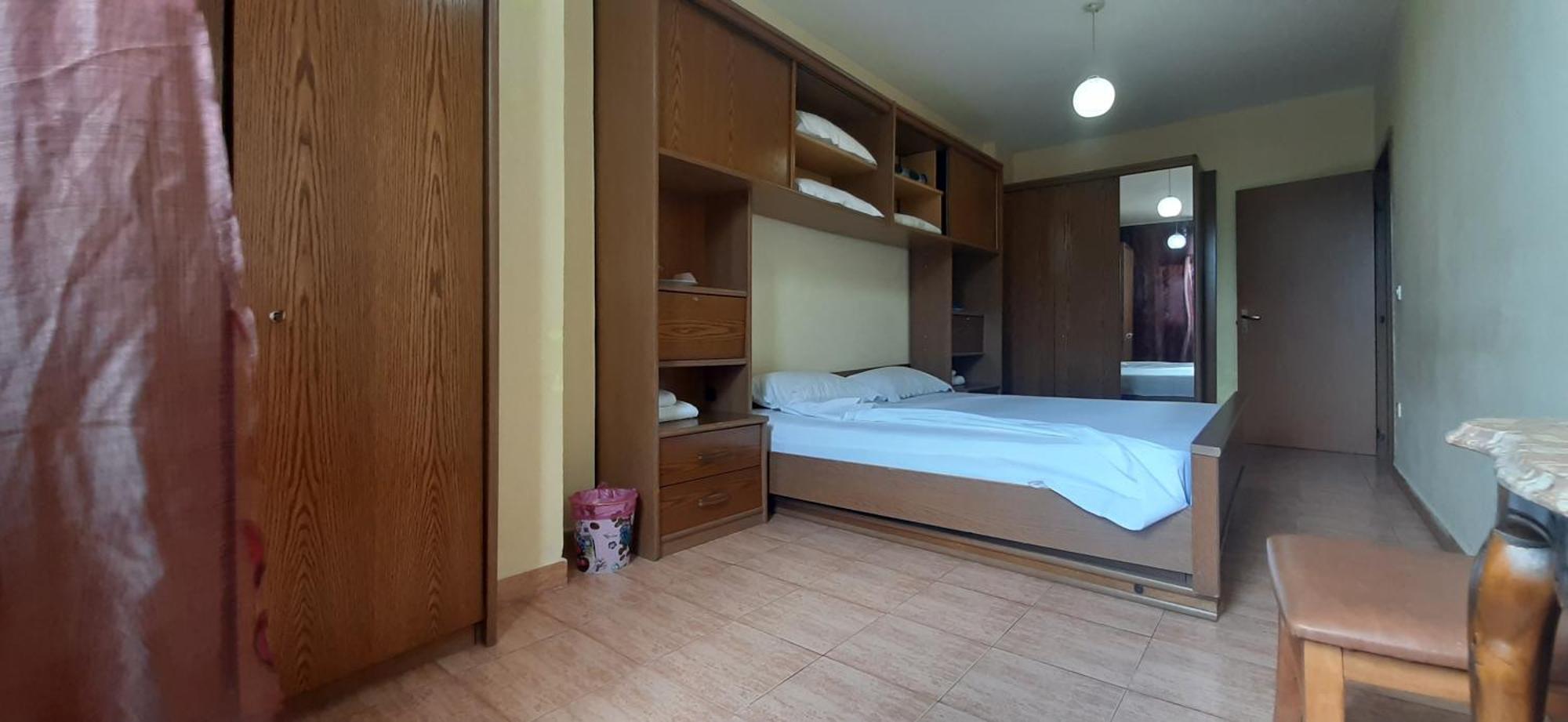 Enki'S Guesthouse Тирана Экстерьер фото