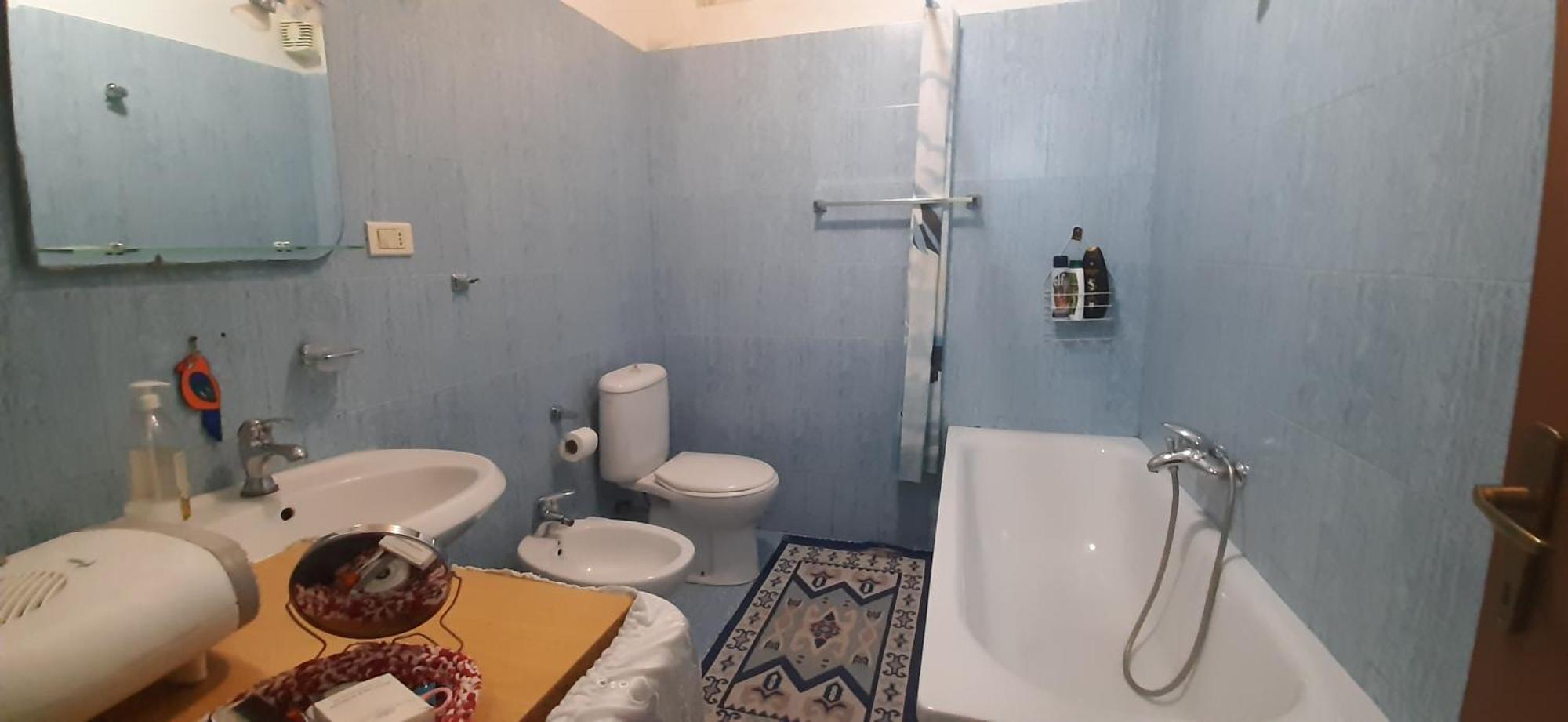 Enki'S Guesthouse Тирана Экстерьер фото
